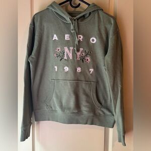 Aeropostale Green Sweater with Vintage Graphics Size L